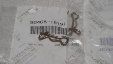 NOS Yamaha Clip 03-04 YZ450 00-02 YZ426 98 99 YZ400 96-04 YZ125 90468-16191 QTY2