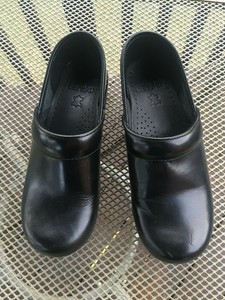 dansko clogs size 5