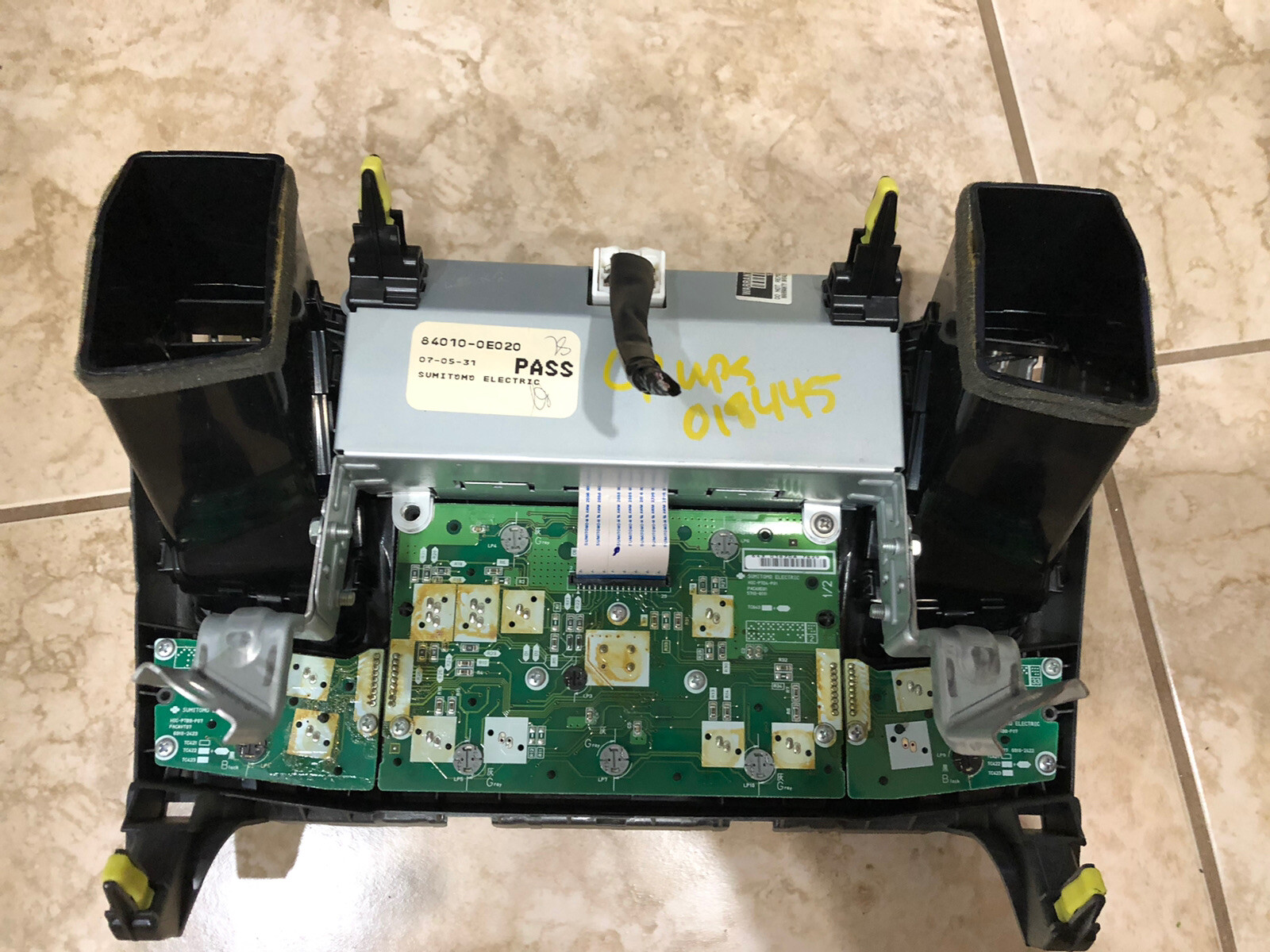 LEXUS RX330 RX350/400H CLIMATE A/C CONTROL PANEL REAR PIGTAIL PLUG