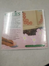 Wallies wallpaper 25 cutouts Small Pink Rose 12028   New Sealed 