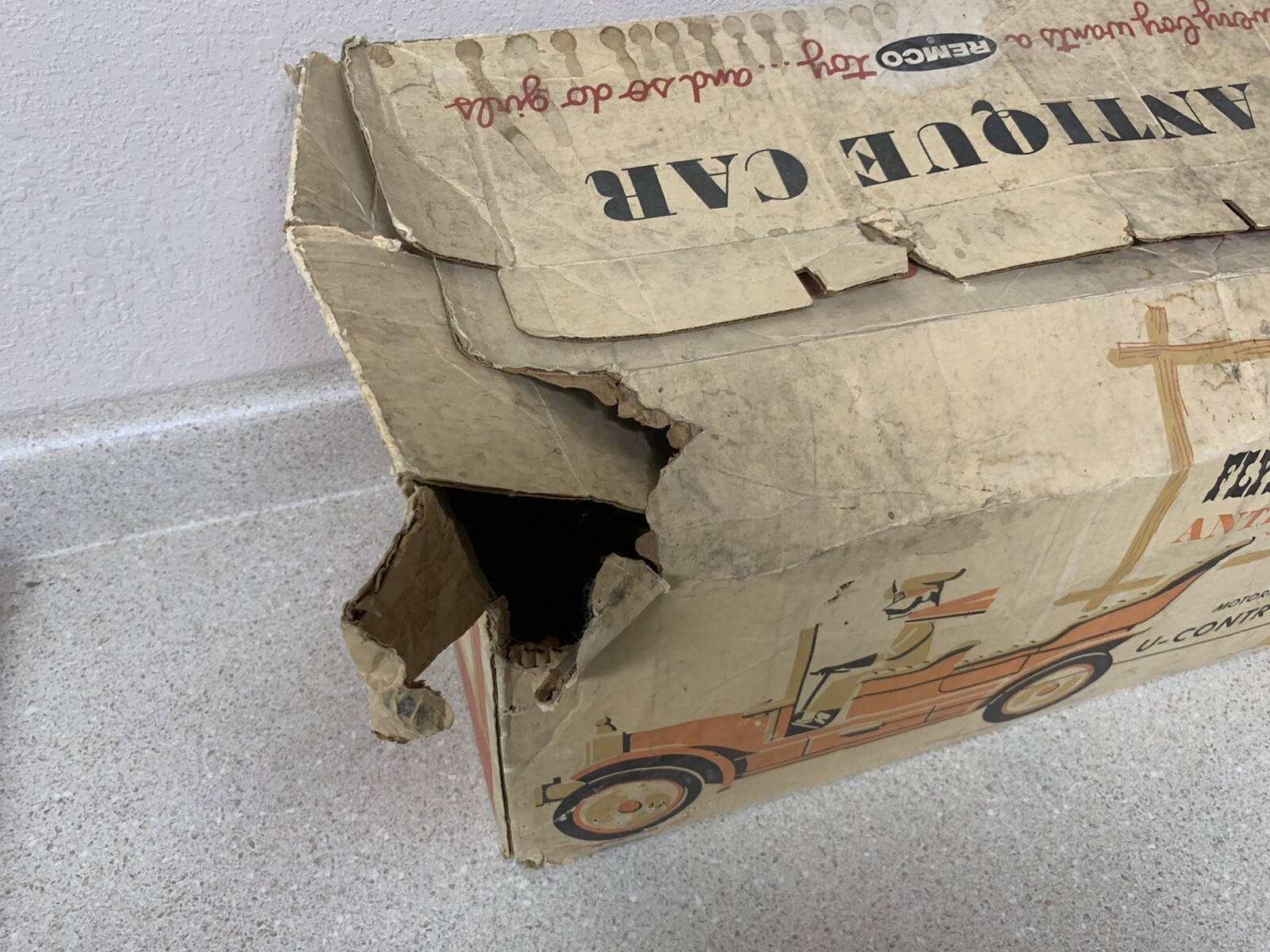 Remco Flying Dutchman Antique Car - Battery Operated in original