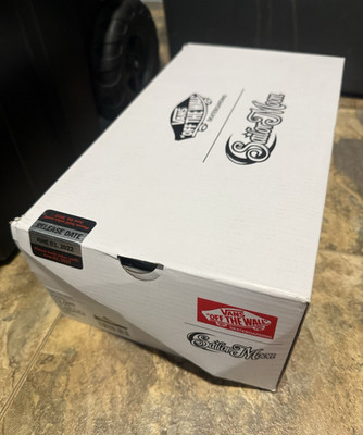 VANS x Sailor Moon (Mens US Size 12)