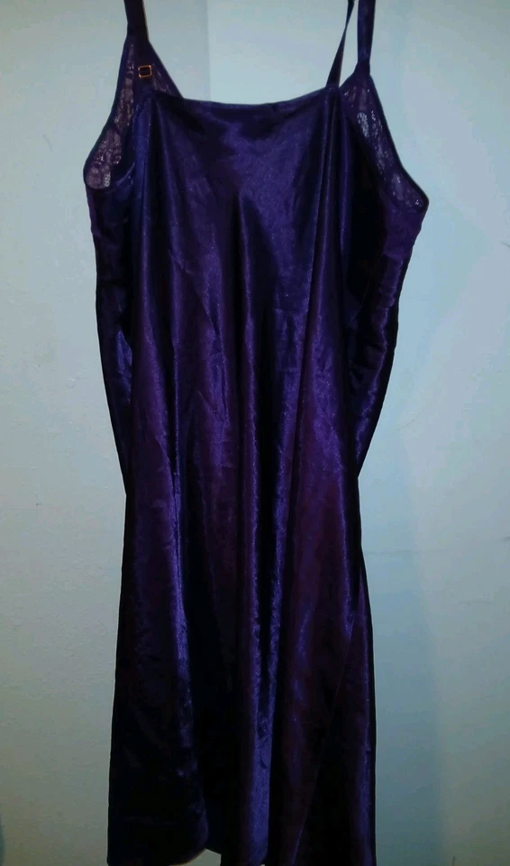 Thalia Sodi Lace Nightgown Size 2x - Image 3 of 4