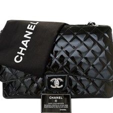 CHANEL Black Classic Maxi Single Flap Quilted Patent Leather SHW GREAT CONDITION