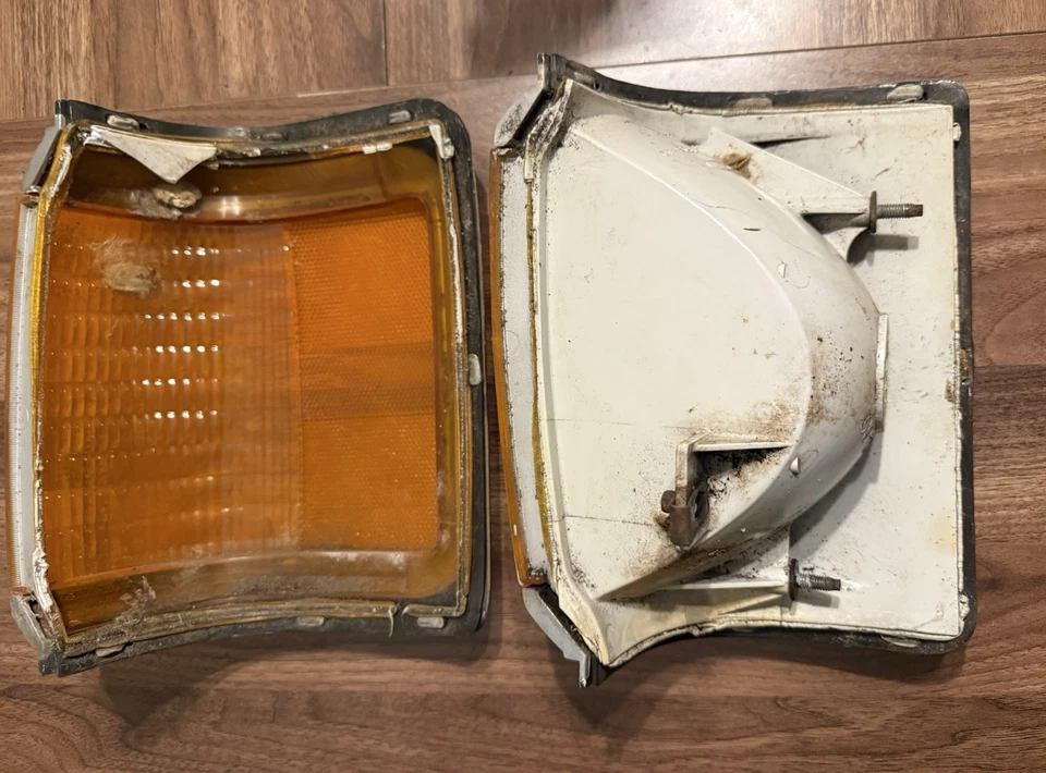 87-91 福特 F150 F250 野马转角前灯左右 Oem — 第 2/2 张图片