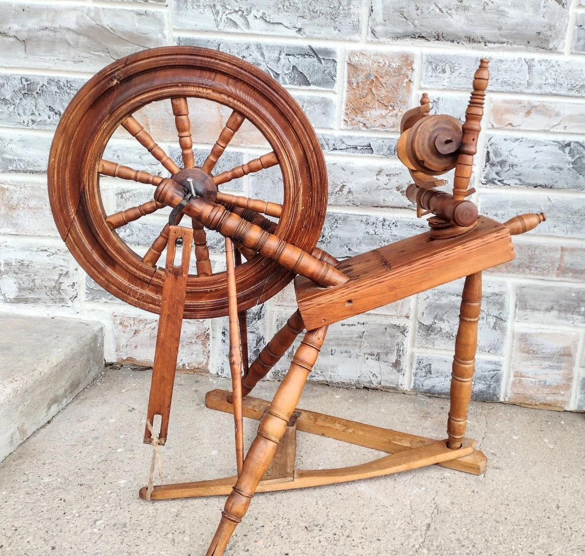 Antique Spinning Wheel for sale | eBay