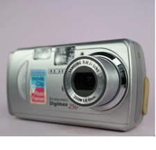 Samsung Digital Camera Digimax 250 2.1MP Silver TESTED WORKING Y2K