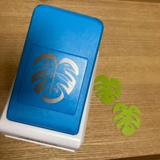 Creative Memories Monstera Leaves Decorative Border Punch