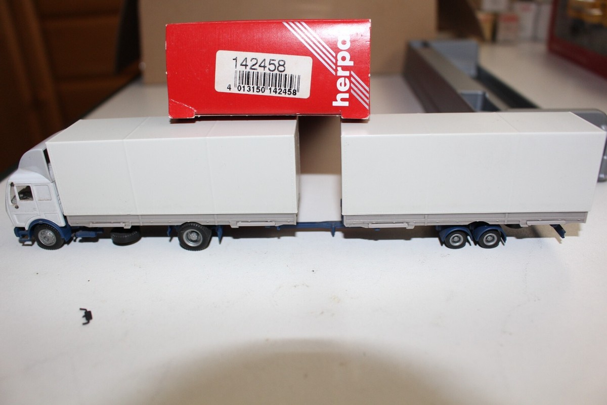 Herpa 746786 - Iveco Trakker 6x6 Mit Wechselaufbau Flecktarndesign 'Bundeswehr