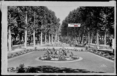 Plaque De Verre Ancienne – Négatif Photo 9x14 Cm, Vichy, Pergola, Scène De Vie (1900-1939)