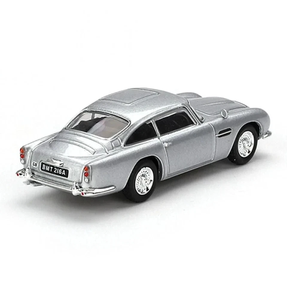 Aston Martin DB5 1965 Strada, James Bond Operazione Tuono, MiniGT 1/64 - Immagine 2 di 4