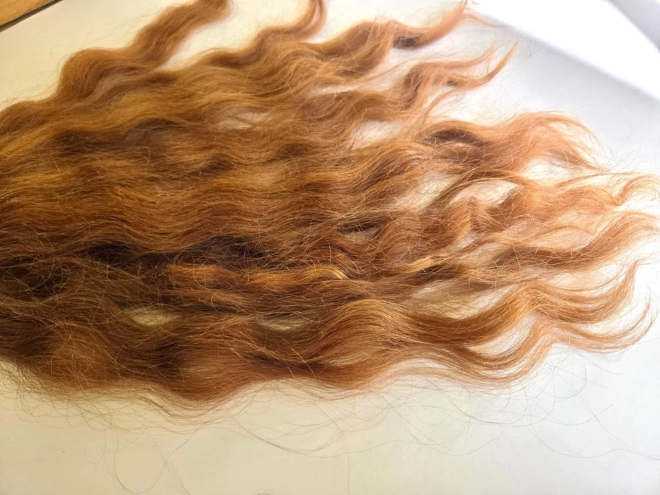 Corte de pelo humano virgen cola de caballo rojo 27" Foto 4 de 4