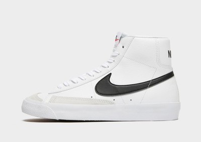 Authentischer NIKE Blazer Mid 77 GS  (Junior UK-Größen: 4,5 & 5,5) weiß/schwarz