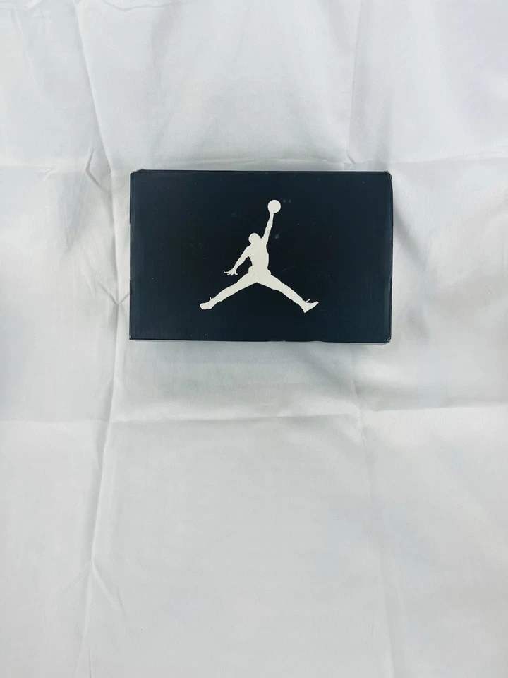 Jordan 12 Retro (TD) Foto 3 de 4