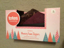 NEW Totes Toasties Women' s Memory Foam SLIPPERS XLG 9-10 WINE Color Faux Fur