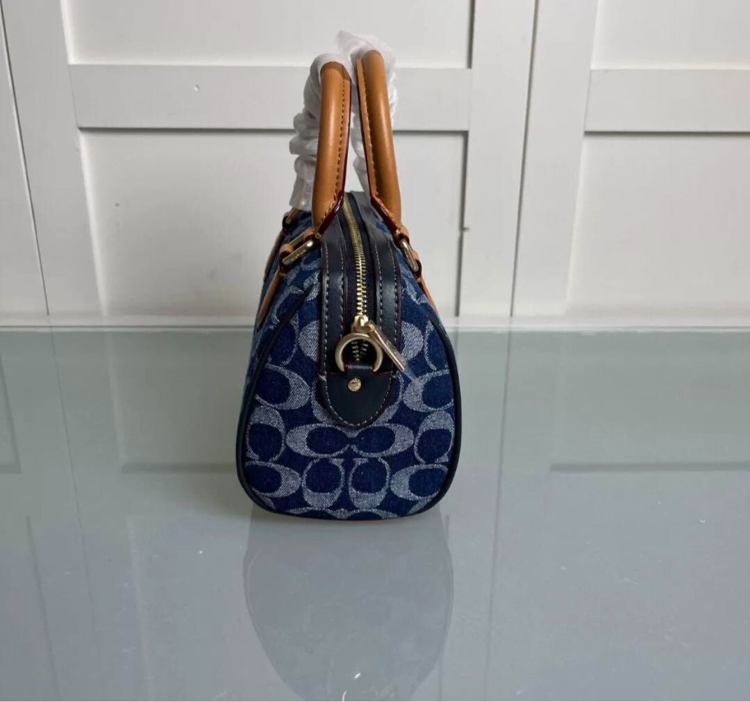 COACH Mini Rowan Crossbody Bag Signature Denim Natural CY742 COACH Mini Rowan Crossbody Bag Signature Denim Natural CY742