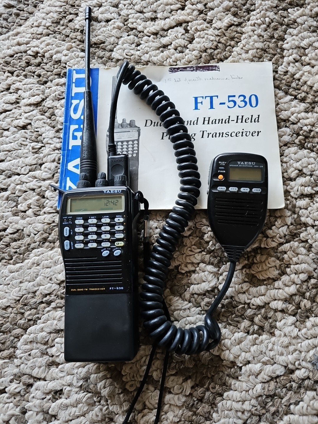 Yaesu FT530 Vhf/Uhf Dualband HT With Display Speaker/mic Distintec