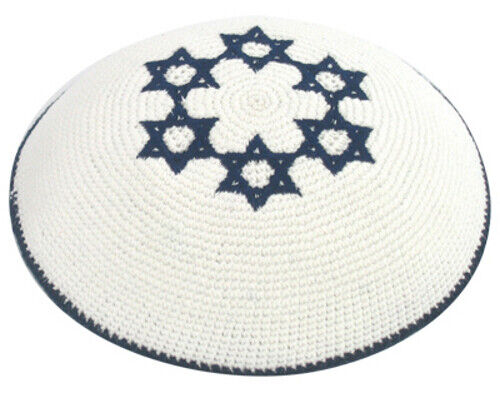 16 cm White Knitted 6 Blue Magen star Of David Kippah Kipah Kipa Yarmulke - Afbeelding 1 van 3