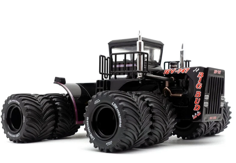 1/64 Big Bud 16V-747 Black. Silver Series Detroit 1100 HP Titan LSW First Gear. - Image 2 of 4