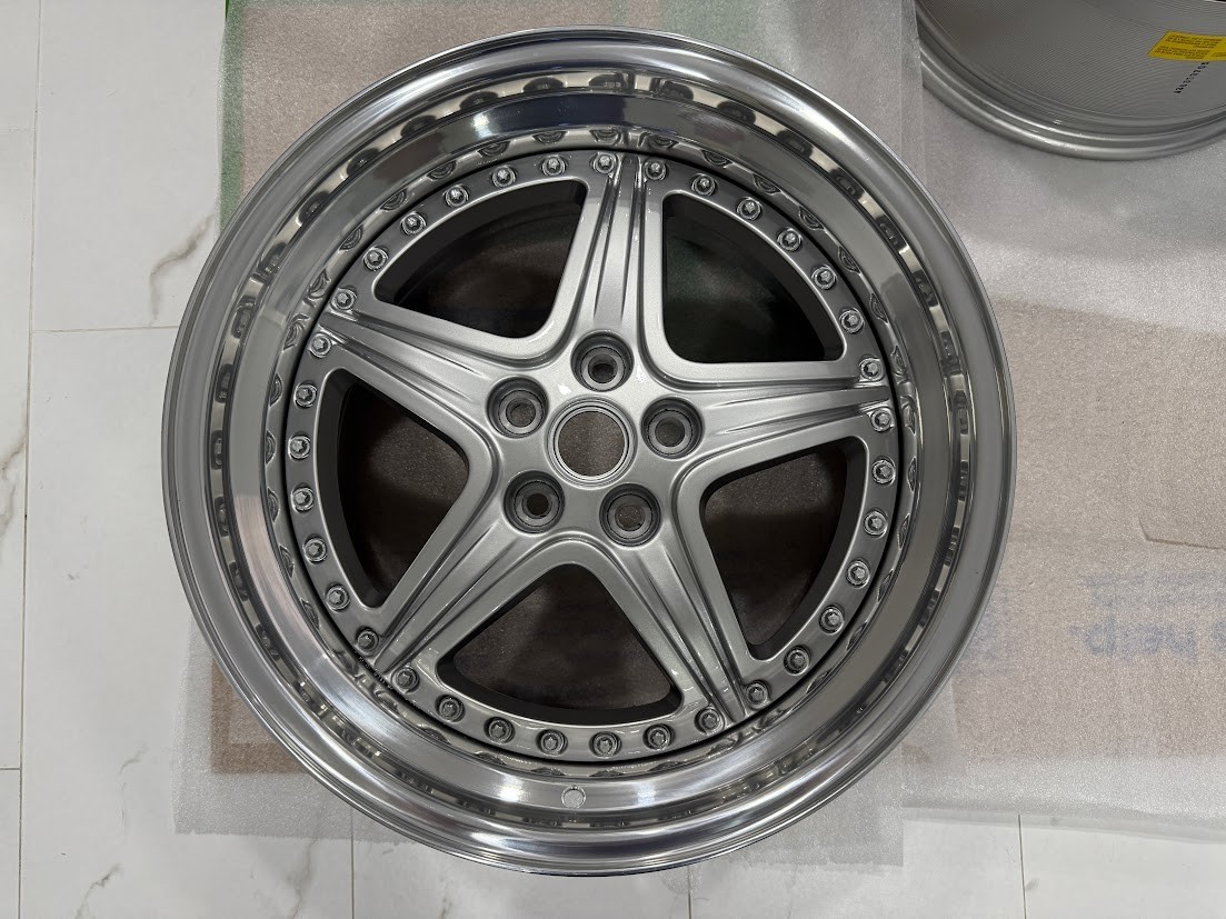 OEM 18" Ferrari 550 Barchetta 575 Speedline Wheels Rims New Old Stock Near Mint!