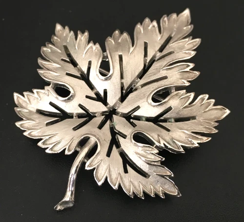 Vintage Brooch Pin SIGNED TRIFARI Leaf Silver tone Jewelry lot x