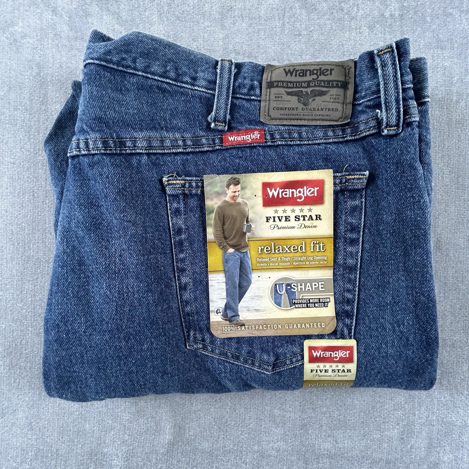 Mens 44x32 U-shape - Nwt