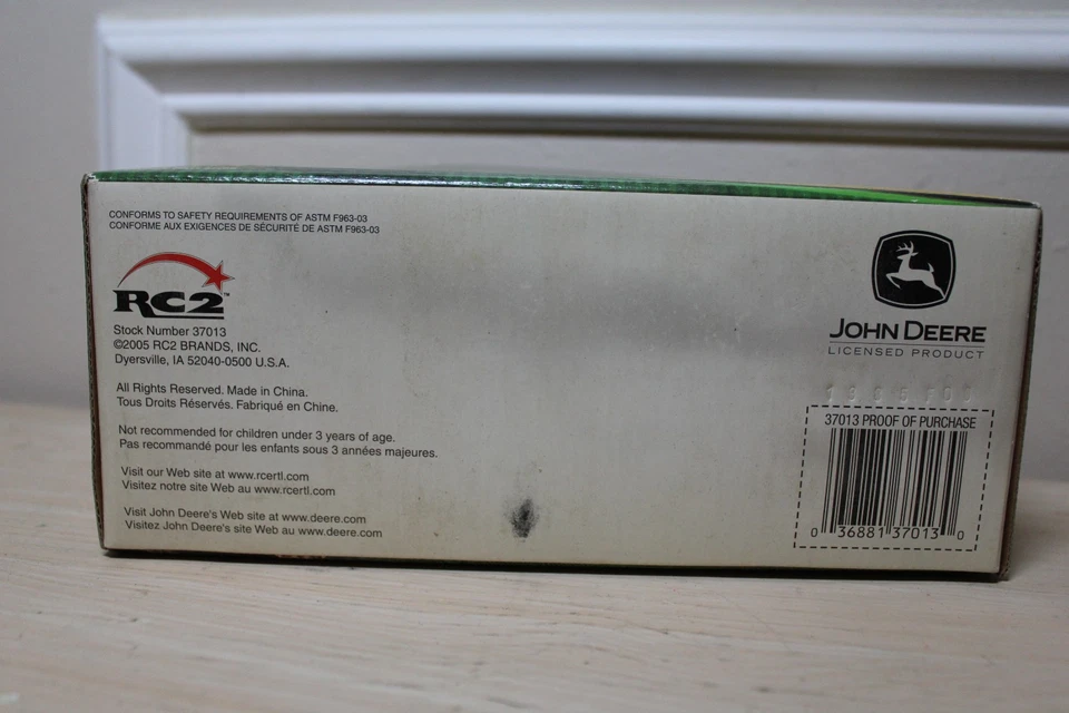 ERTL John Deere Backhoe Loader 37013 - Image 3 of 4