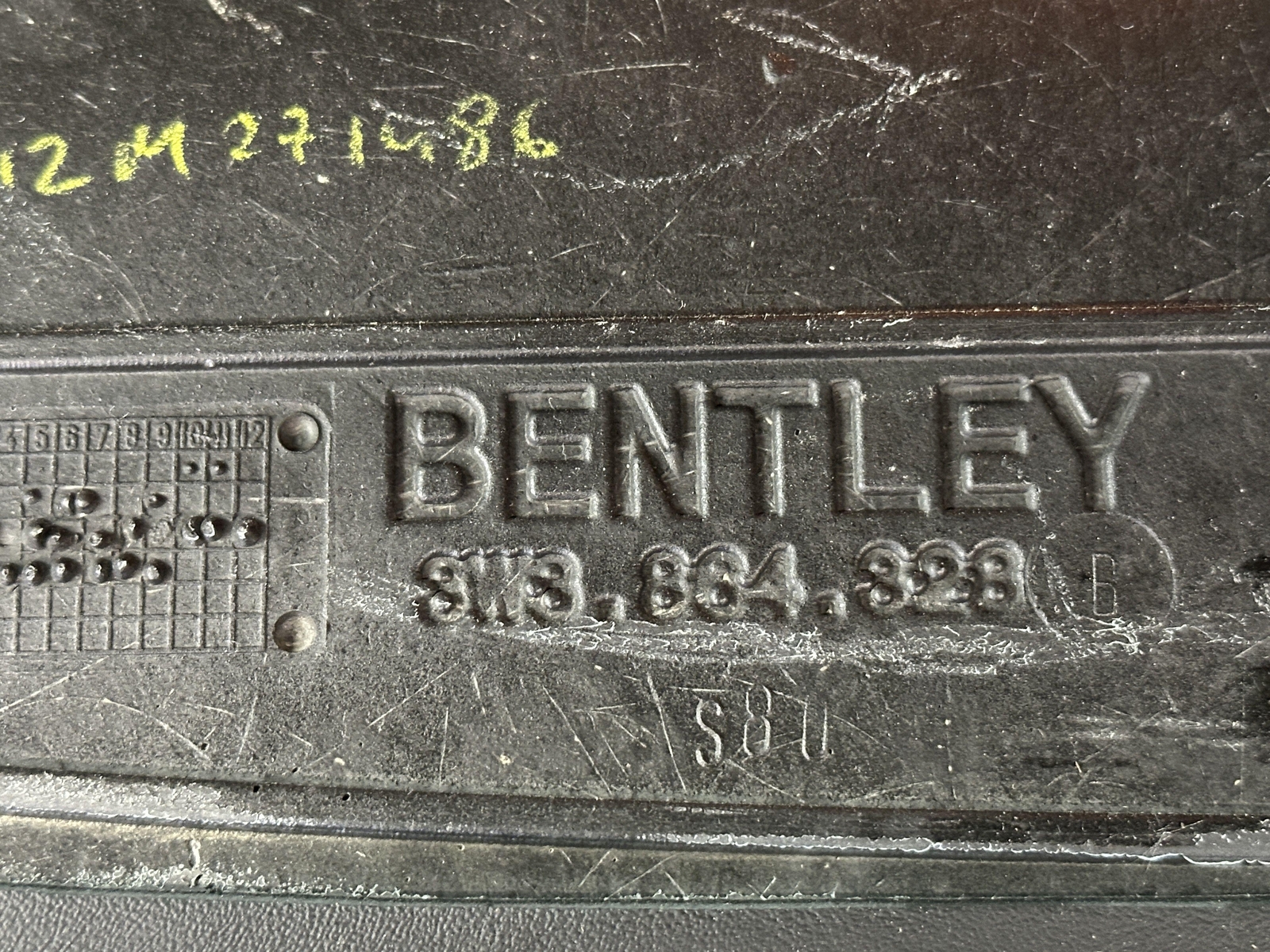 12-17 BENTLEY CONTINENTAL GT FRONT LOWER CONSOLE HOUSING BLACK