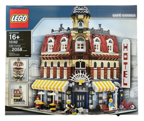 LEGO Advanced Models: Cafe Corner (10182)