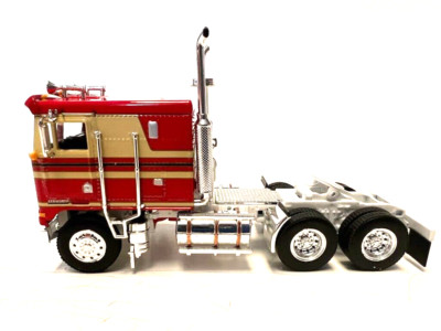 DCP / FIRST GEAR 1/64 SCALE KENWORTH K-100 FLAT TOP, RED & BEIGE, BLACK STRIPES