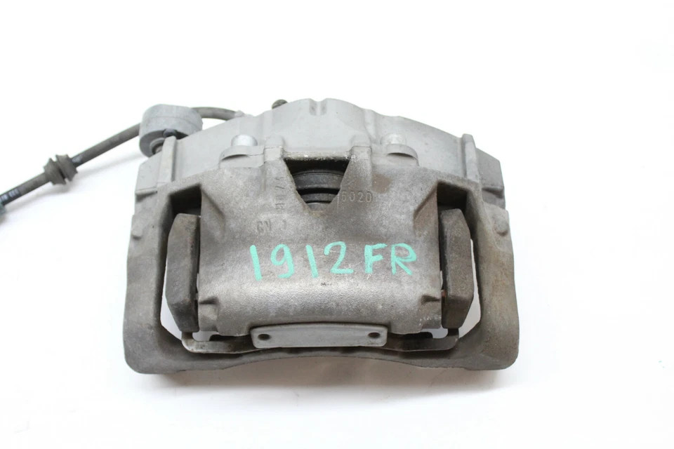 2010 VOLVO XC70 ТОРМОЗ СУППОРТ ПЕРЕДНИЙ ПРАВЫЙ OEM 08 09 10 11 12 13 14 - Изображение 2 из 4