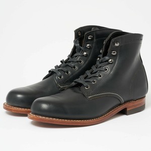 black wolverine boots