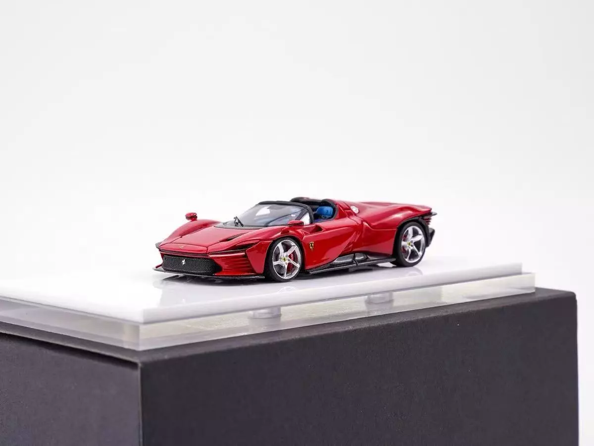 世界限定199台 SUHE 1/64 フェラーリ デイトナ SP3 ロッソコルサ