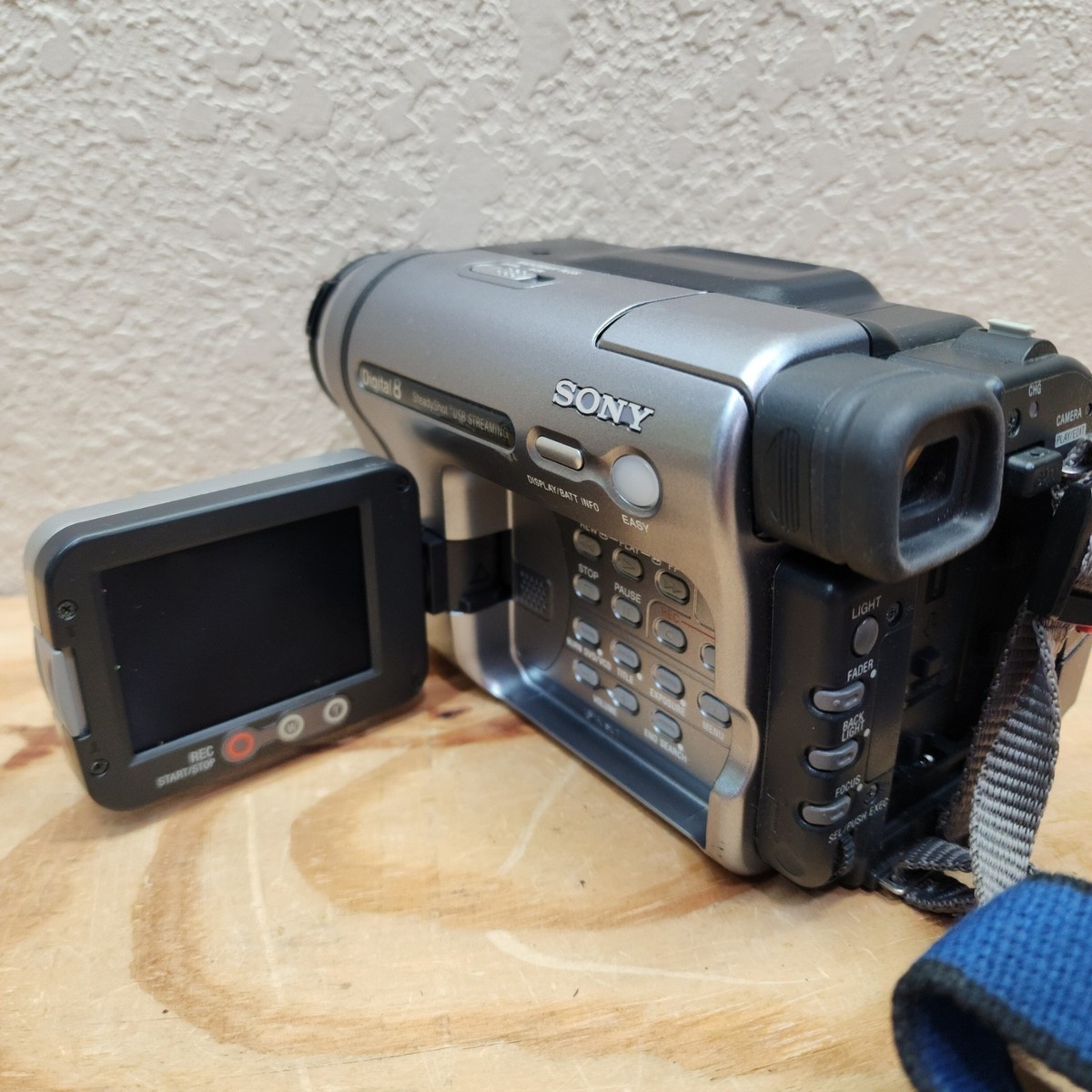 SONY HANDYCAM Video8 CCD-TR280 ⑤ Sony PAL Handycam Digital8 Camcorder - Video Transfer (DCR