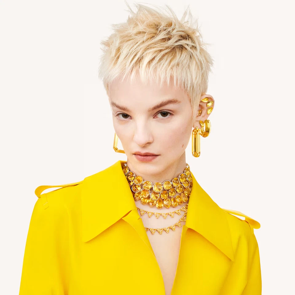 NUEVO EN CAJA SWAROVSKI Lucent Aro Pendientes Forma, Amarillo y Bolsa de Regalo 280,00 £ Foto 2 de 4