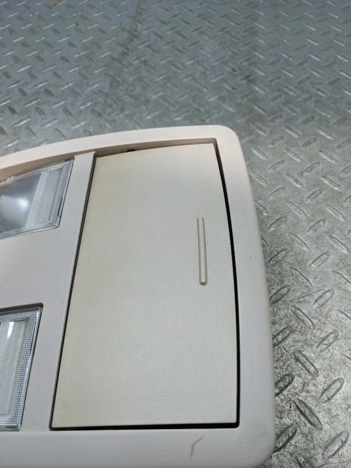 Consola techo delantero sin techo corredizo compatible con 05-10 GRAND CHEROKEE 1169200 Foto 4 de 4