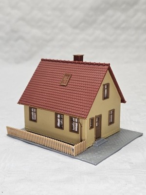 POLA 1041 H0 EINFAMILIENHAUS fertig gebaut SAMMLER VINTAGE MODELLBAHN #2