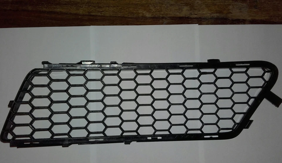 ALFA ROMEO 156 05-12 GRADE DIANTEIRA CENTRAL DIREITA ACABAMENTO DE VENTILAÇÃO NOVA - Imagem 2 de 2