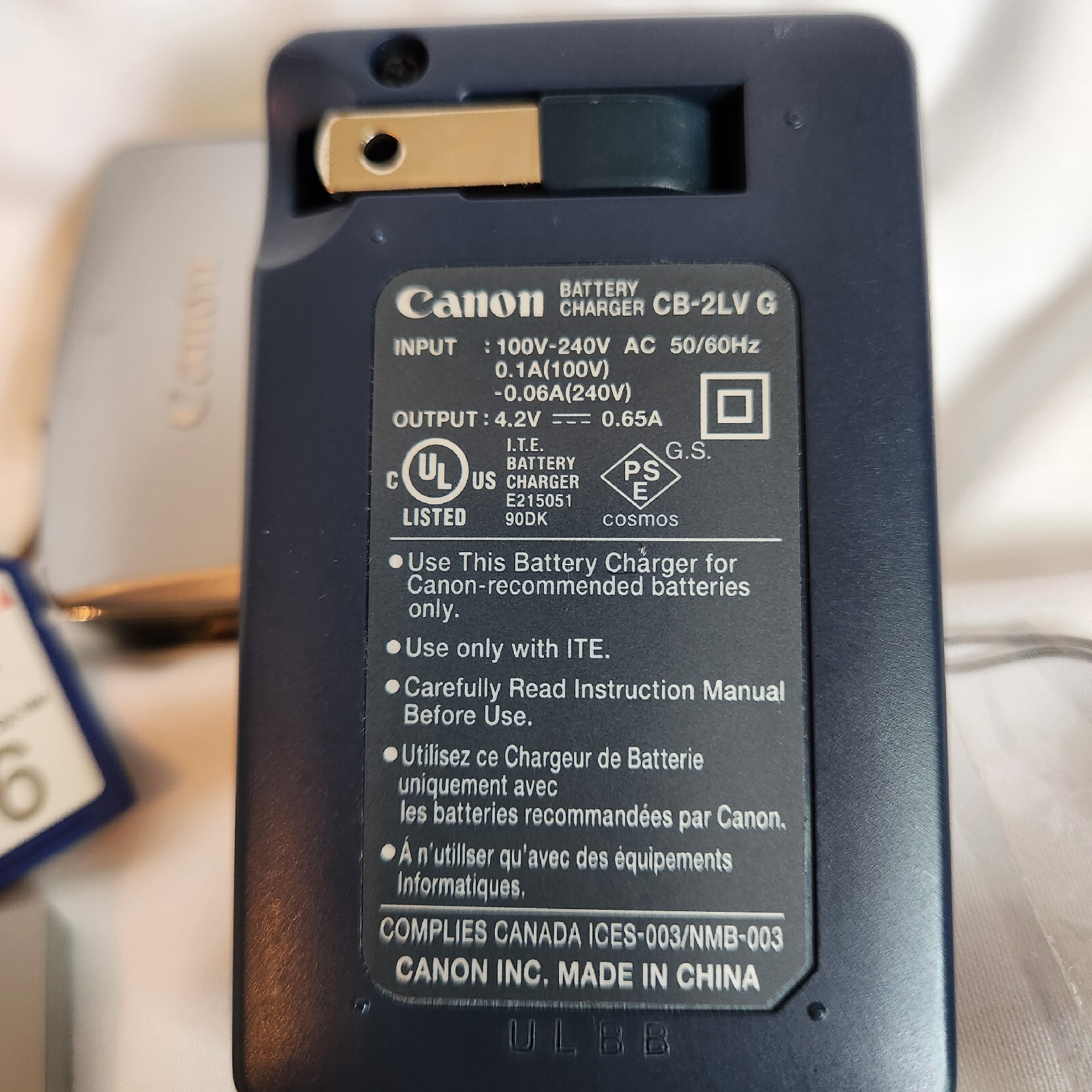 Canon PowerShot SD630 Digital ELPH Bundle for Parts/Repair Lens Error