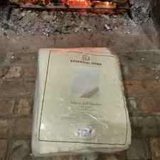 Essential Home Twin/Full Blanket 72" x 90" Size Off White