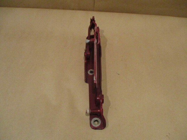 Maserati Coupe Spider  - LH Rear Trunk Lid / Bonnet Hinge 384700105