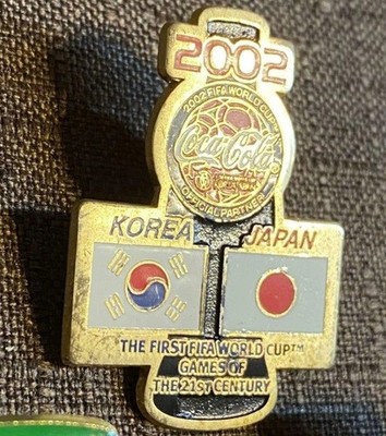 17) diff 2002 FIFA World Cup / Coca Cola Japan / Pin complete set