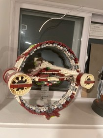 Lego Jango Fett Minifigure (Angry Face) and the rest of set 75191