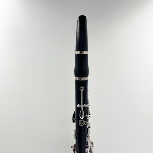 Yamaha YCL-250 Bb Clarinet Musical instrument With Hard case Used Excellent - Picture 9 of 19