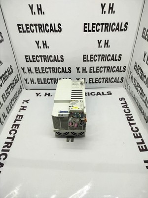 LENZE E82EV752_4C200 VECTOR FREQUENCY ( FOR PARTS ARE NOT WORKING )