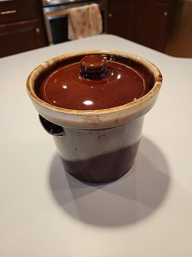 McCoy Pottery 1 Qt Brown Drip #7014 Canister, Covered Crock, Bean Pot  342 Lid