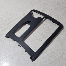 Z4* Mercedes Benz W204 C-Klasse Mittelarmlehne Verkleidung Abeckung 2046800107