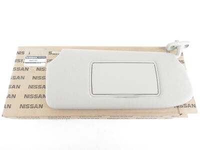 Genuine Nissan 96400-ZT50B 96401-ZT50B Sunvisor Pair w/ Mirror