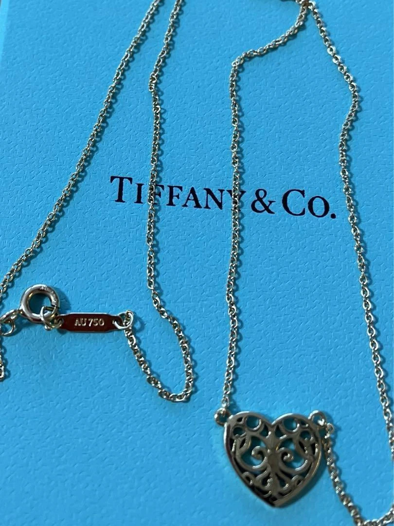 Tiffany & Co. Enchanted Heart Motif Gold Pendant Necklace K18 40cm 10 x 11mm Top