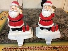 2 small VINTAGE CAST METAL OLD WORLD SANTA CHRISTMAS STOCKING HOLDER/HANGER 